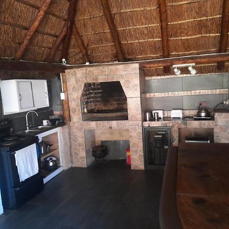 1322 Backpackers International Hostel Pretoria-Noord Buitenkant foto