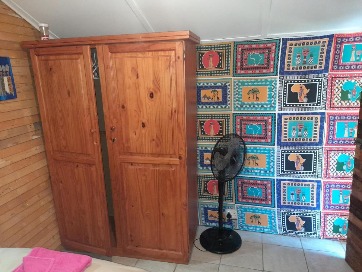 1322 Backpackers International Hostel Pretoria-Noord Buitenkant foto
